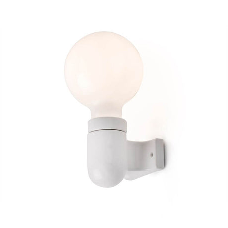 Wandlampe SERA Weiß mit runder Glühbirne auf weißem Wandhalter, modernes Design für stilvolle Beleuchtung.