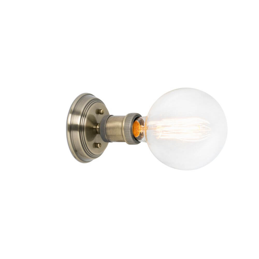 Wandleuchte ART Altgold mit rundem Glas und elegantem Design für stilvolle Beleuchtung.
