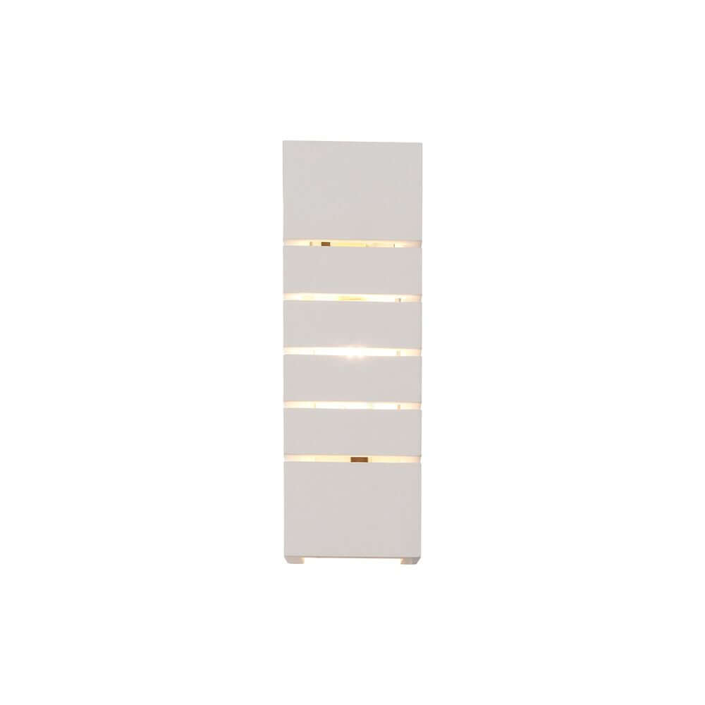Wandleuchte Lancio Square in modernem Design mit diffusem Licht für gemütliche Atmosphäre.