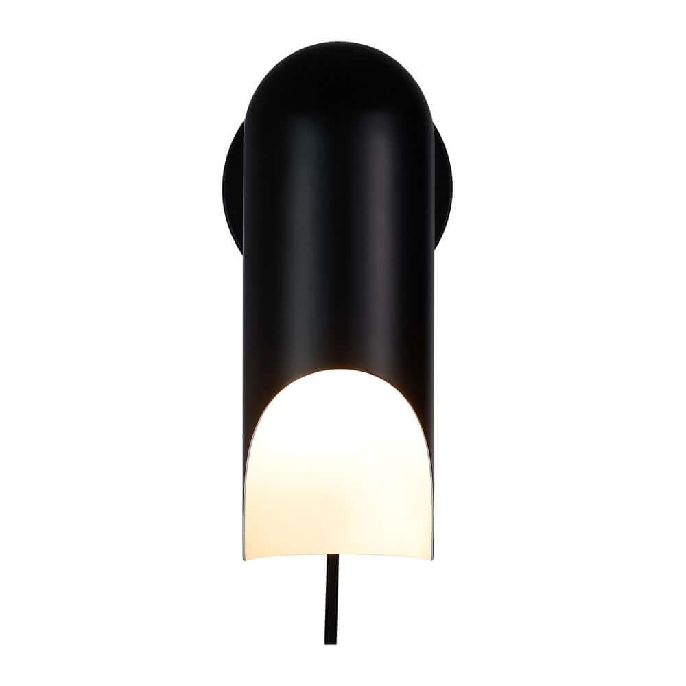 Wandleuchte Rochelle von Charlotte Høncke, moderne skulpturale Form mit verstellbarem Lampenkopf.