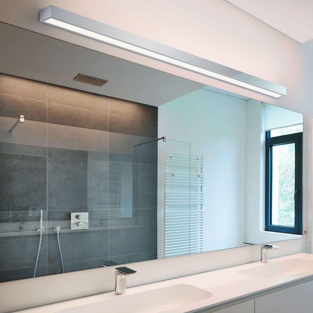 LED Spiegelleuchte Theia Lichtboard 90cm IP44 Chrom, Glas an Badezimmer-Spiegel mit elegantem Design.