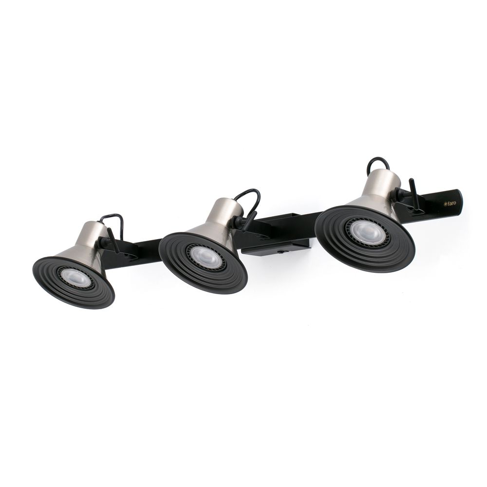 Wandstrahler CUP-3 3-flammig Nickel-Satin, Schwarz mit drei Lampenköpfen zur optimalen Ausleuchtung.