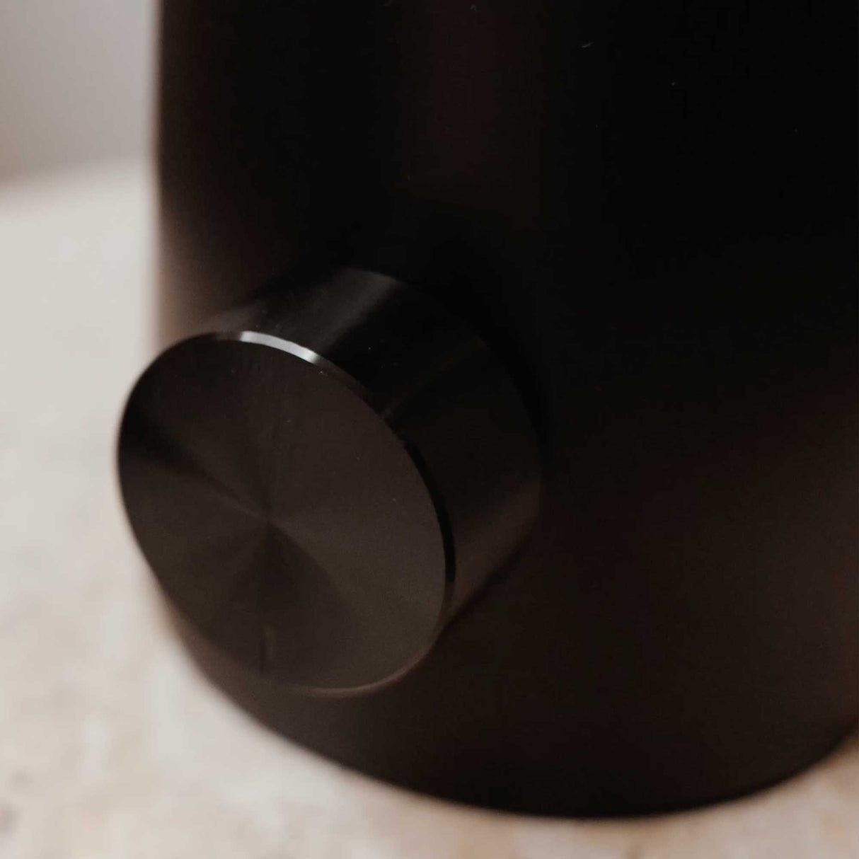 s.luce Cloud table lamp with rotary switch