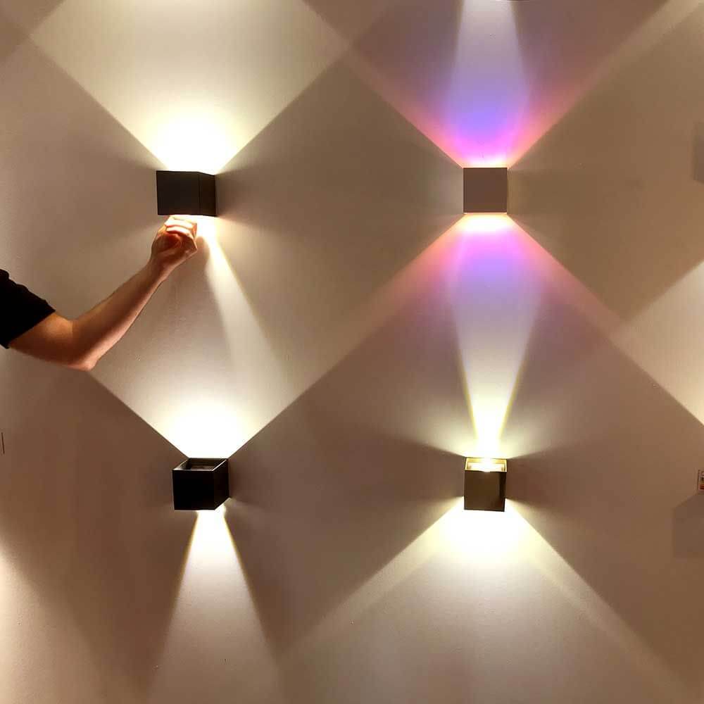 s.luce Farbfilter Multicolor passend zu Ixa auf Wände installiert mit buntem Lichtspiel.