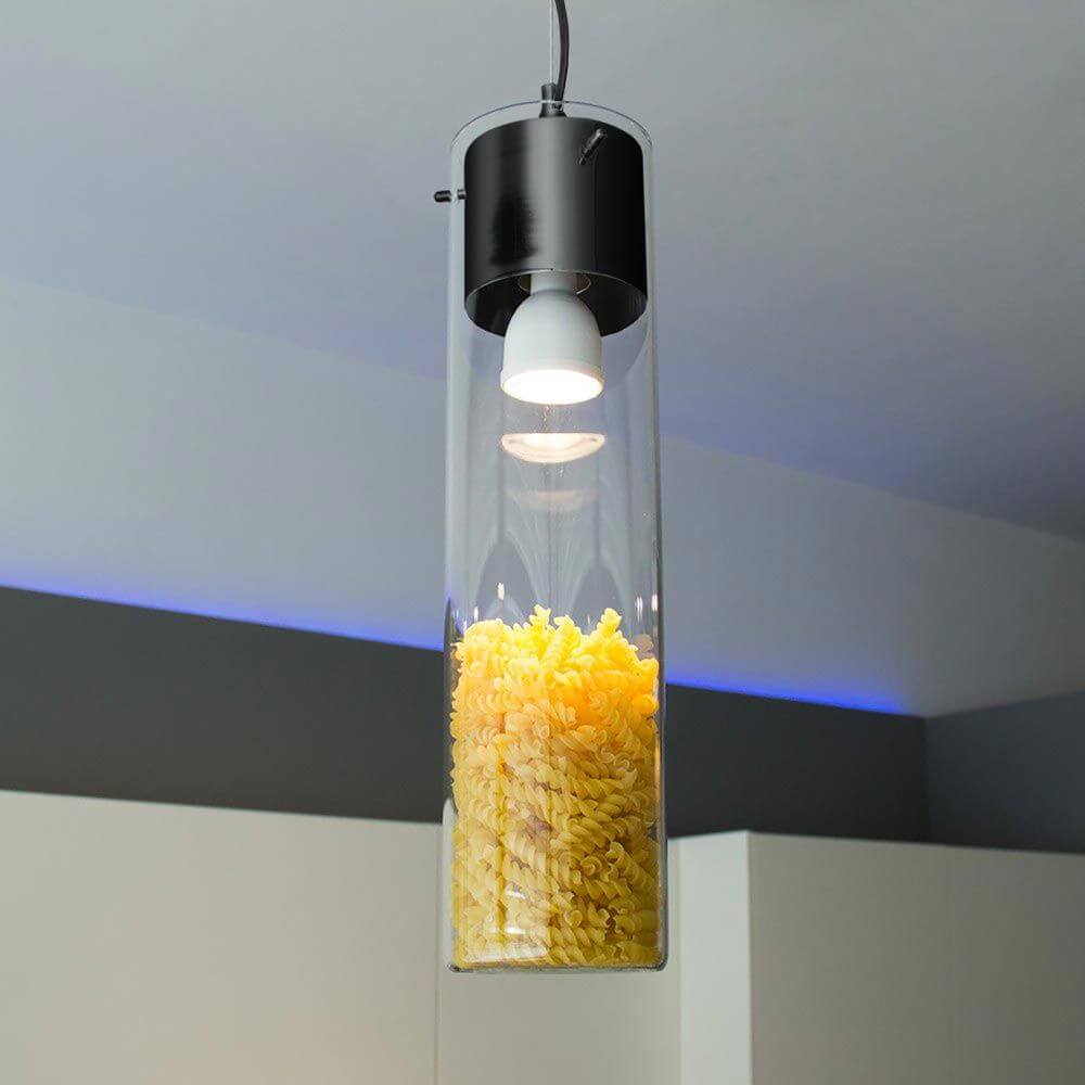 s.luce MyLight Hängeleuchte mit Schauzylinder 40cm mit Pasta dekoriert, ideal für kreative Beleuchtung in jedem Raum.
