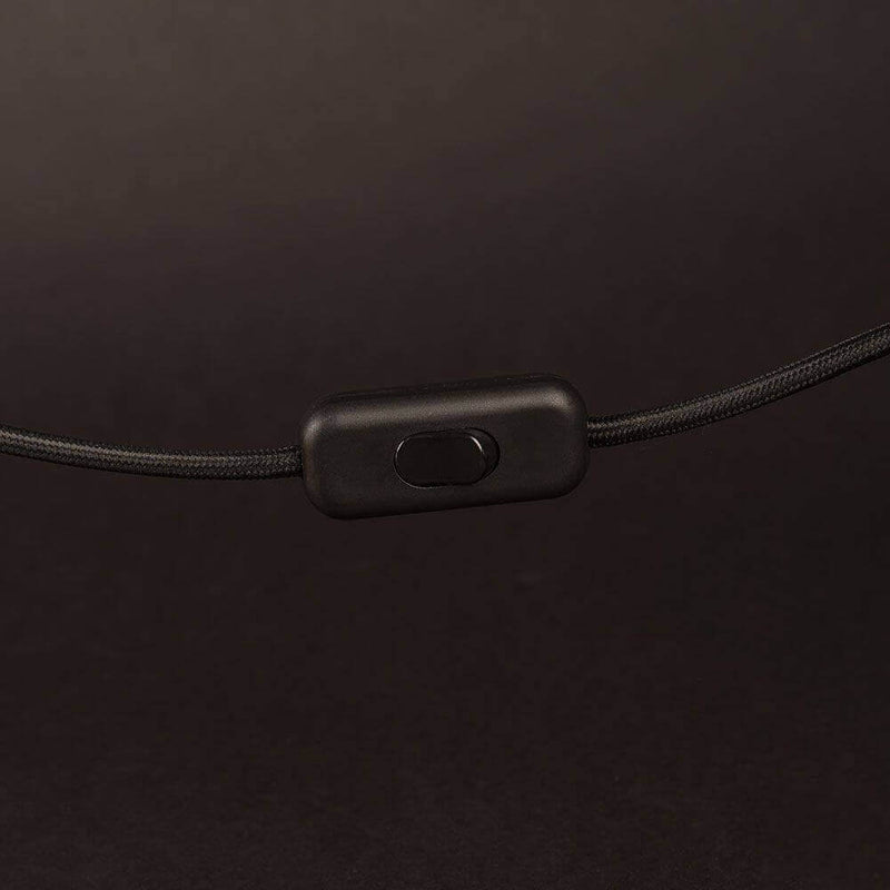 Detailschalter für die s.luce Progress Glaskugel Tischleuchte, im minimalistischen Design