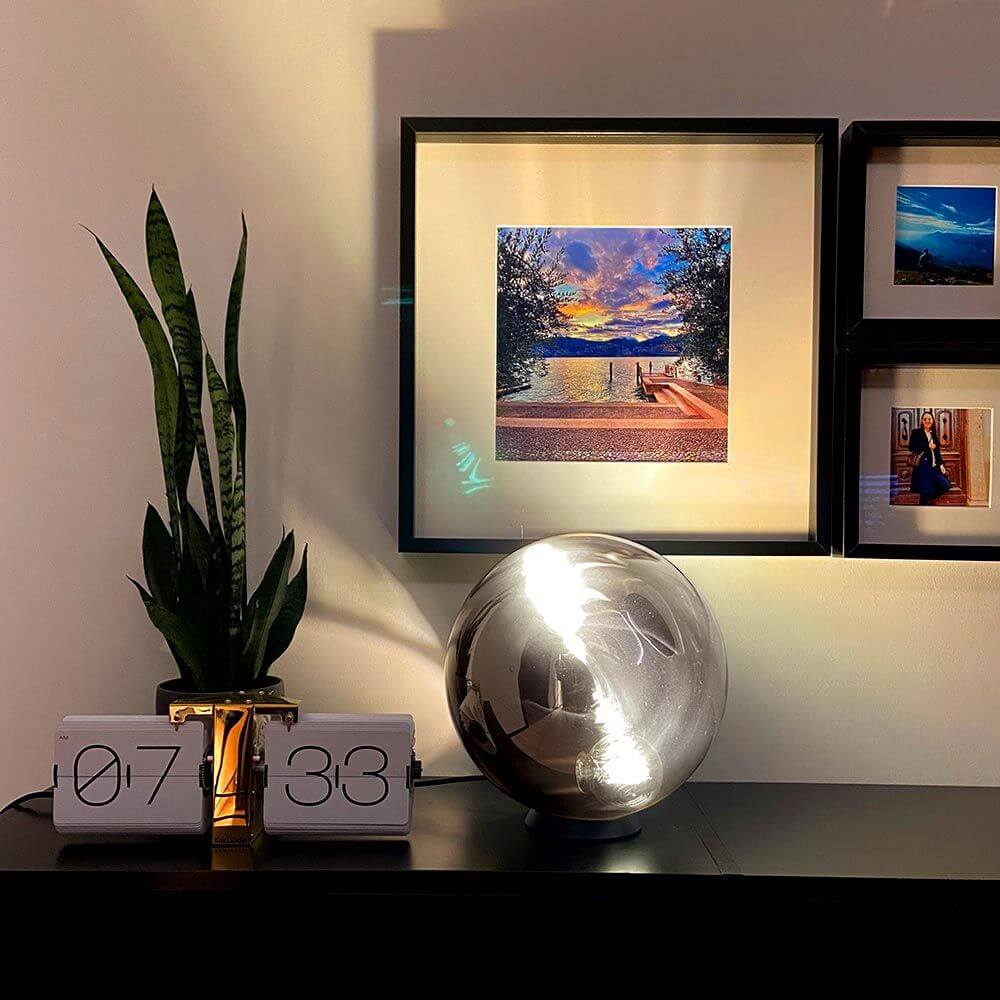 s.luce Progress glass globe table lamp