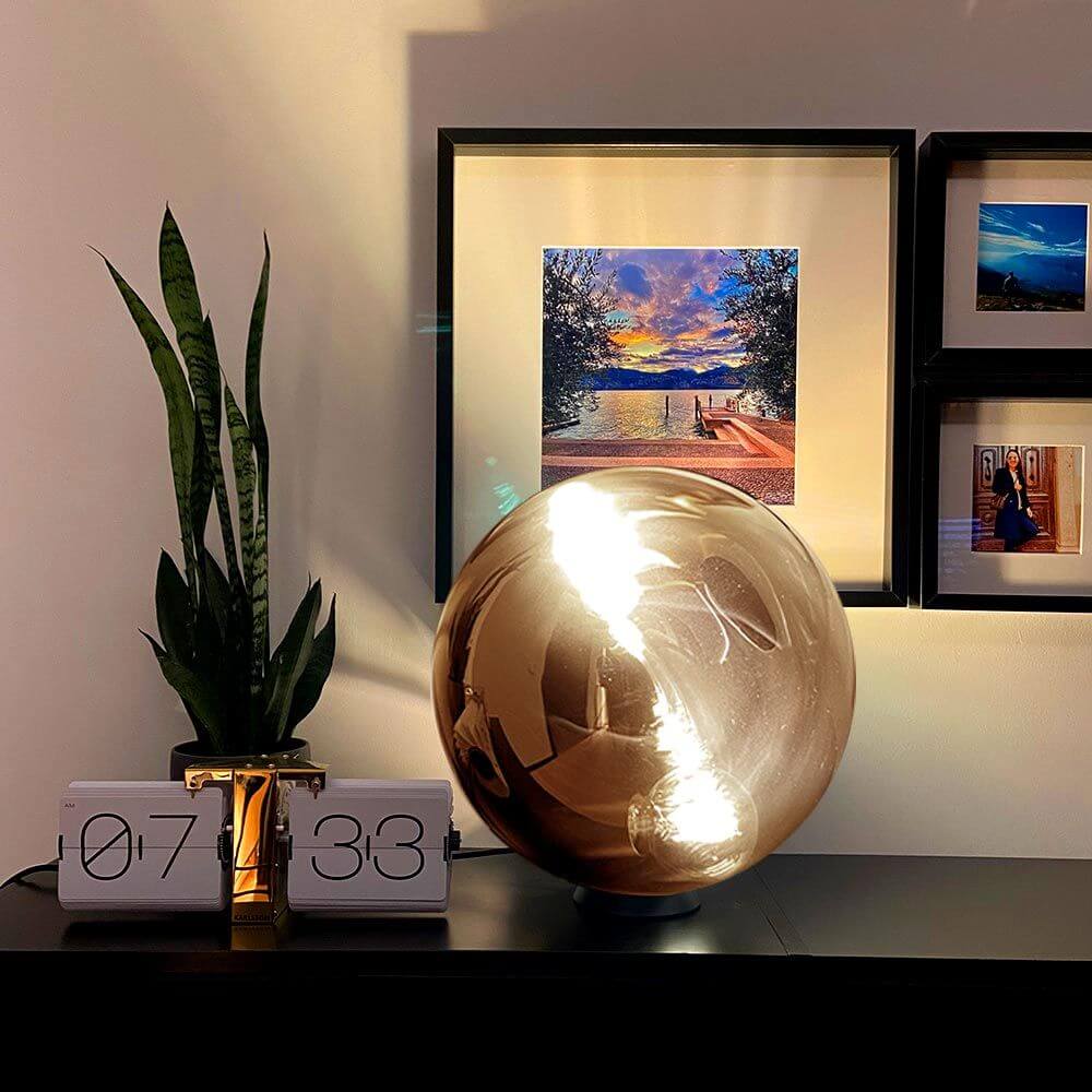 s.luce Progress glass globe table lamp