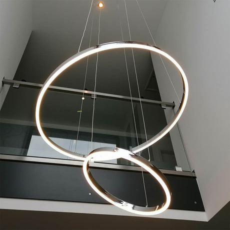 s.luce LED Ring Pendellampe mit 100cm Durchmesser, modernes Design und eleganter Beleuchtung für stilvolle Räume.