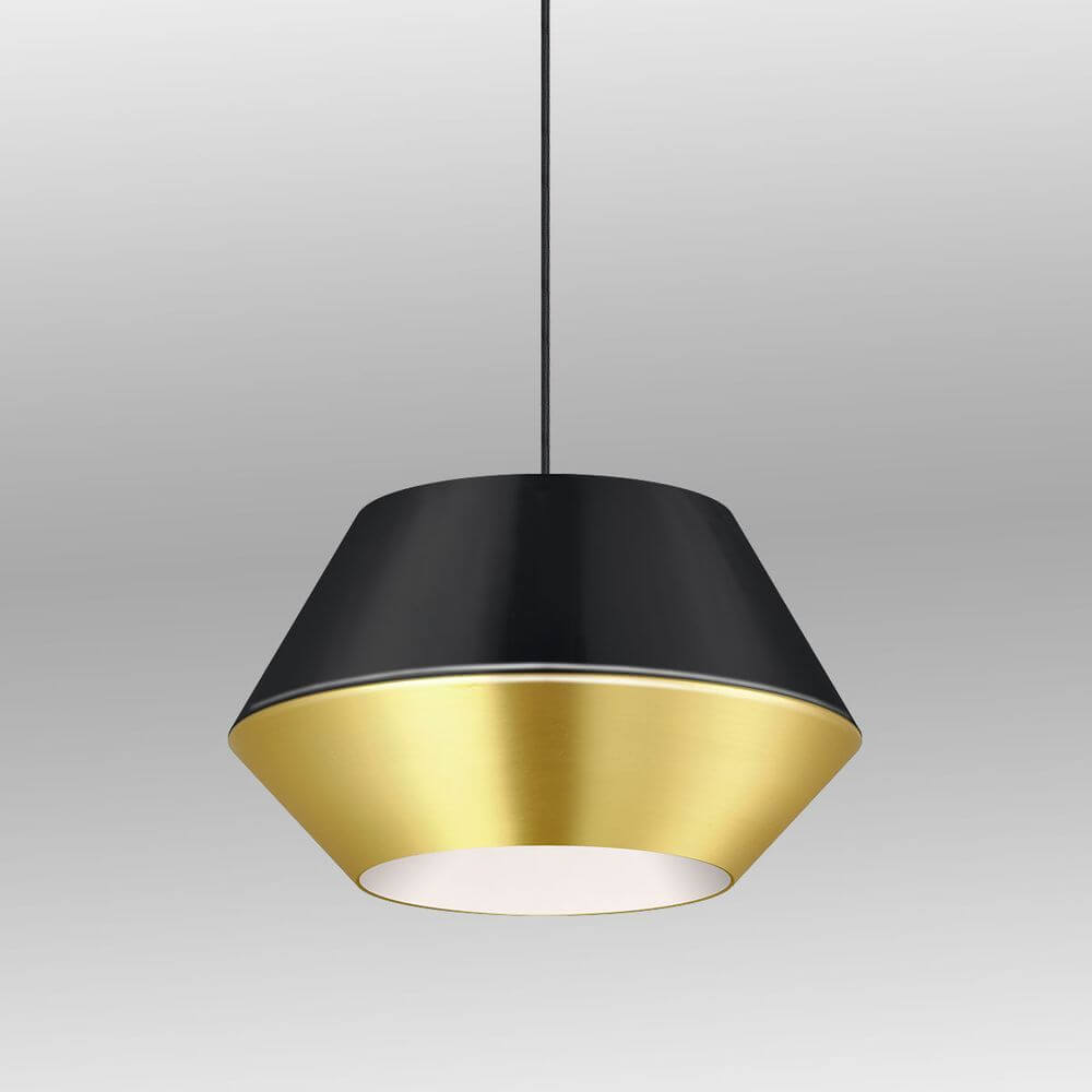 s.luce SkaDa LED Pendellampe Metallschirm in modernem Design mit goldfarbenem Schirm.