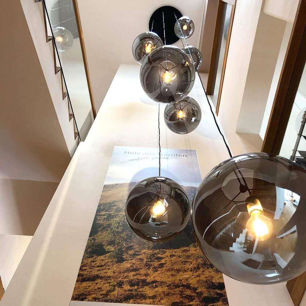 s.luce Sphere Galerieleuchte 3- oder 5-flammig Modular Baldachin in modernem Treppenhaus-Design.