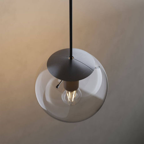 s.luce Abdeckung für Orb Glaskugel, elegante schwarze Metall-Abdeckung für stilvolle Leuchte.