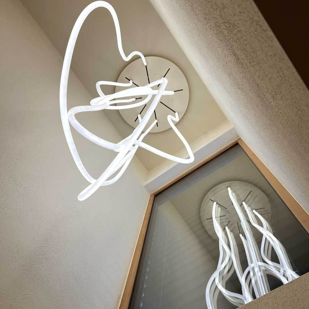 s.luce Arion organische Flex LED Hängelampe Licht-Schlauch Warmweiß