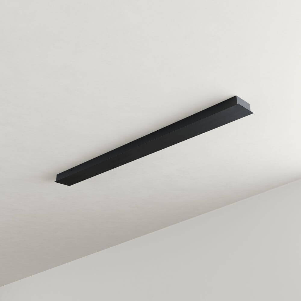 s.luce Balken Baldachin Rechteckig (ohne Bohrung) schwarze, schlanke Deckenleuchte über Esstisch, modular und minimalistisch