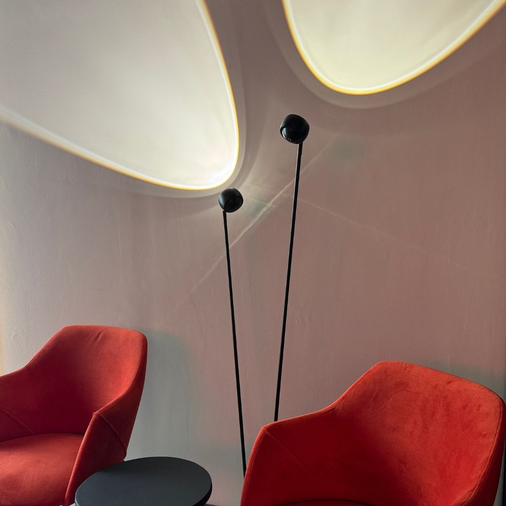 s.luce Beam LED-golvlampa 2-ljus 145cm med touchdimmer
