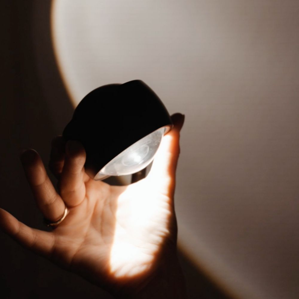 s.luce Beam LED-gulvlampe 2-lys 145 cm med berøringsdæmper