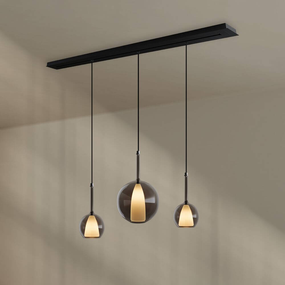 s.luce Belluna Esstischleuchte 3-flammig 160cm Baldachin mit drei Pendeln aus mundgeblasenem Glas