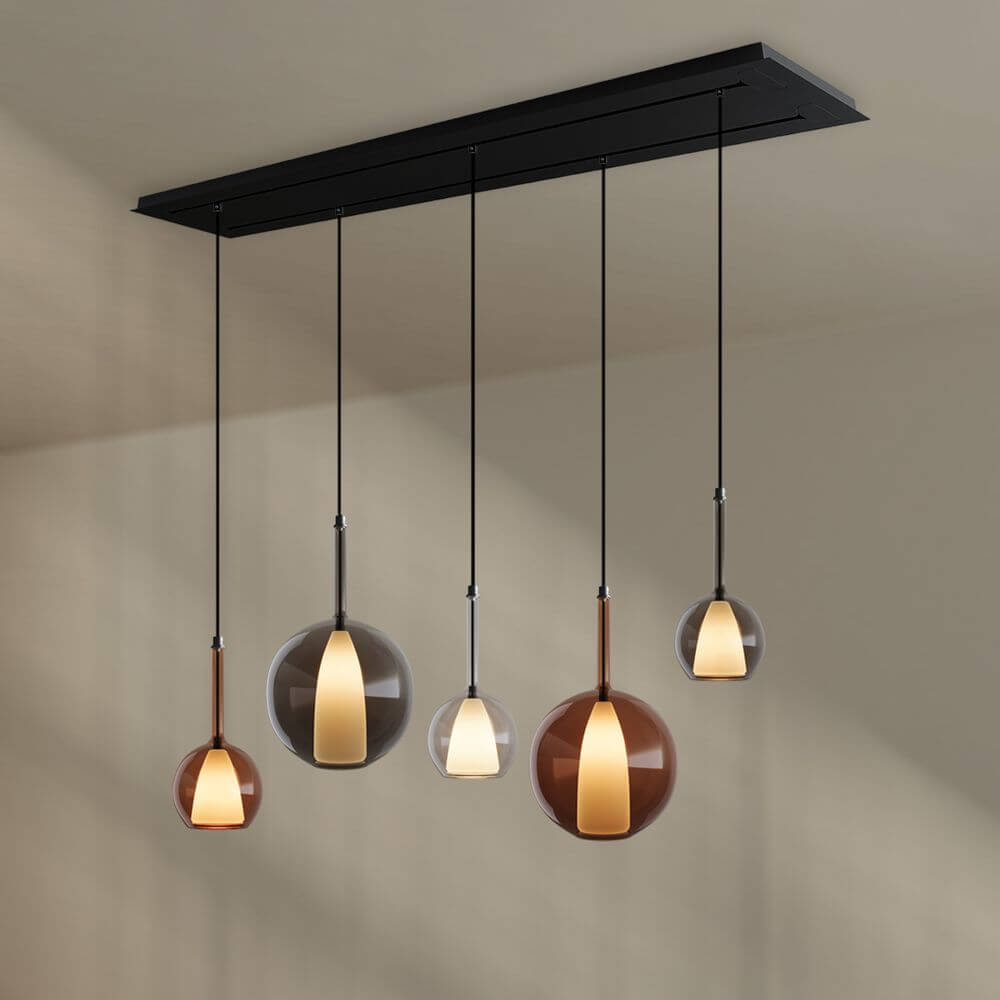 s.luce Belluna Esstischleuchte 5-flammig 160cm 2-reihig mit fünf eleganten Pendeln.