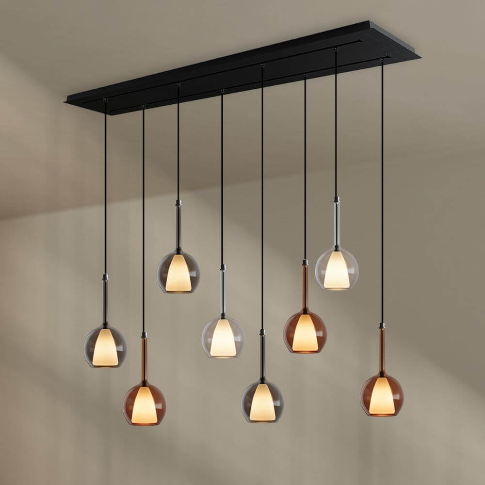 s.luce Belluna Esstisch-Pendelleuchte 8-flammig 160cm 2-reihig mit eleganten Pendeln aus Glas.