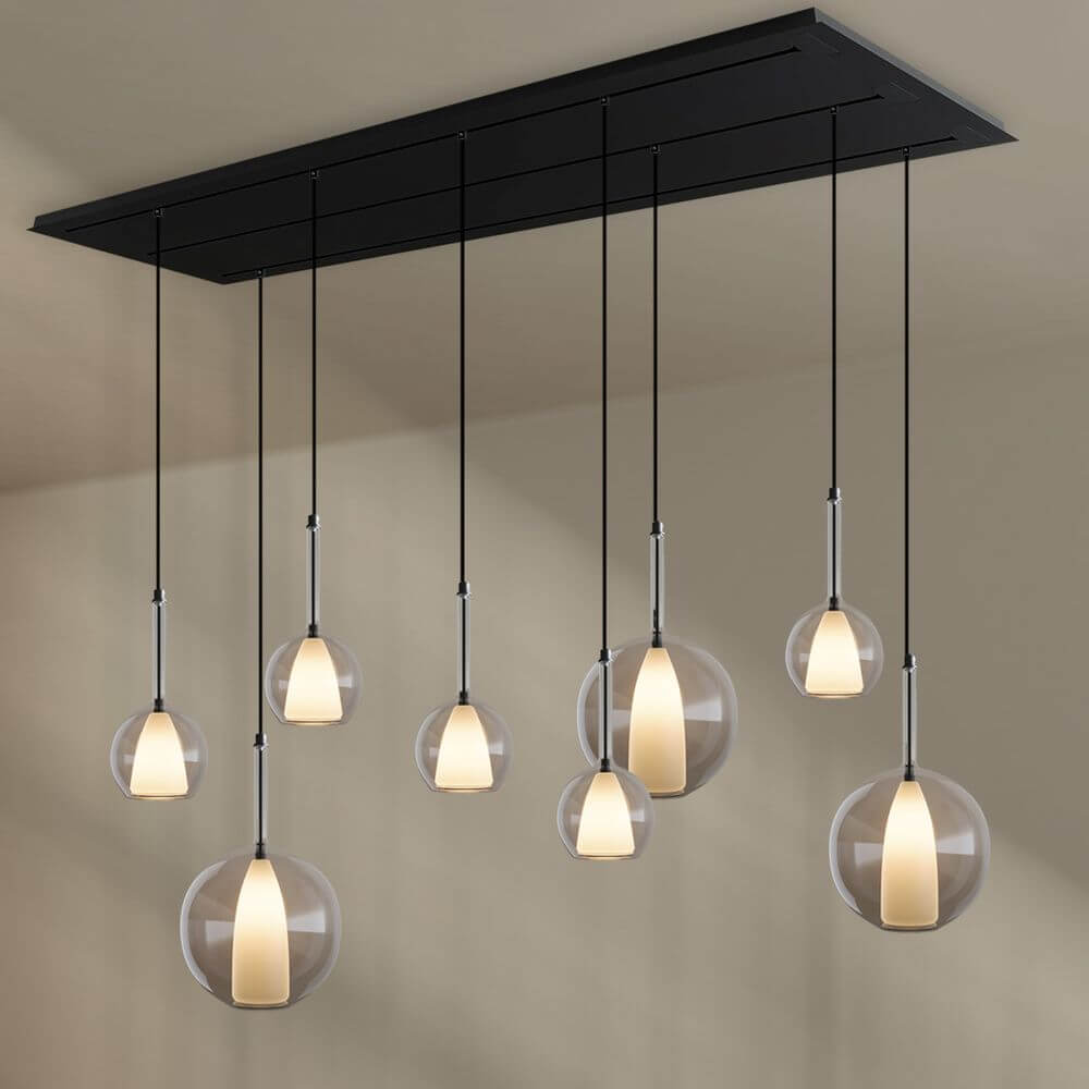 s.luce Belluna Esstisch-Hängeleuchte 8-flammig 200cm - elegante Lichtinszenierung mit mundgeblasenem Glas.