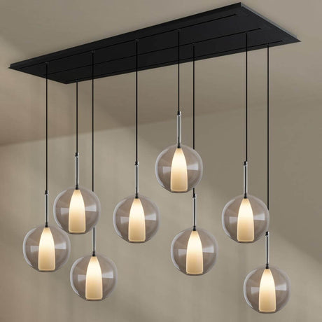 s.luce Belluna Esstisch-Hängeleuchte 8-flammig 200cm in eleganter Optik aus mundgeblasenem Glas.