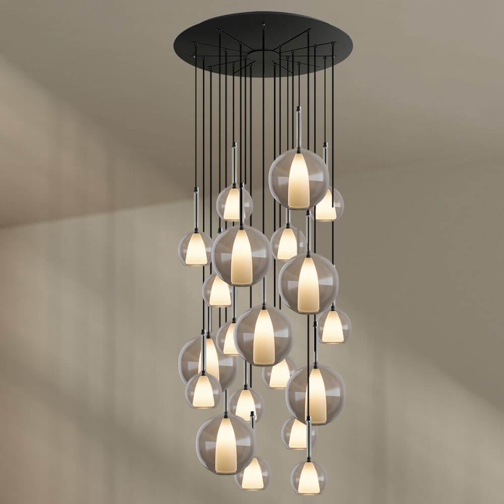 s.luce Belluna Galerieleuchte 20-flammig Ø 120cm Baldachin mit stilvollen Glaskugeln und modernem Design.