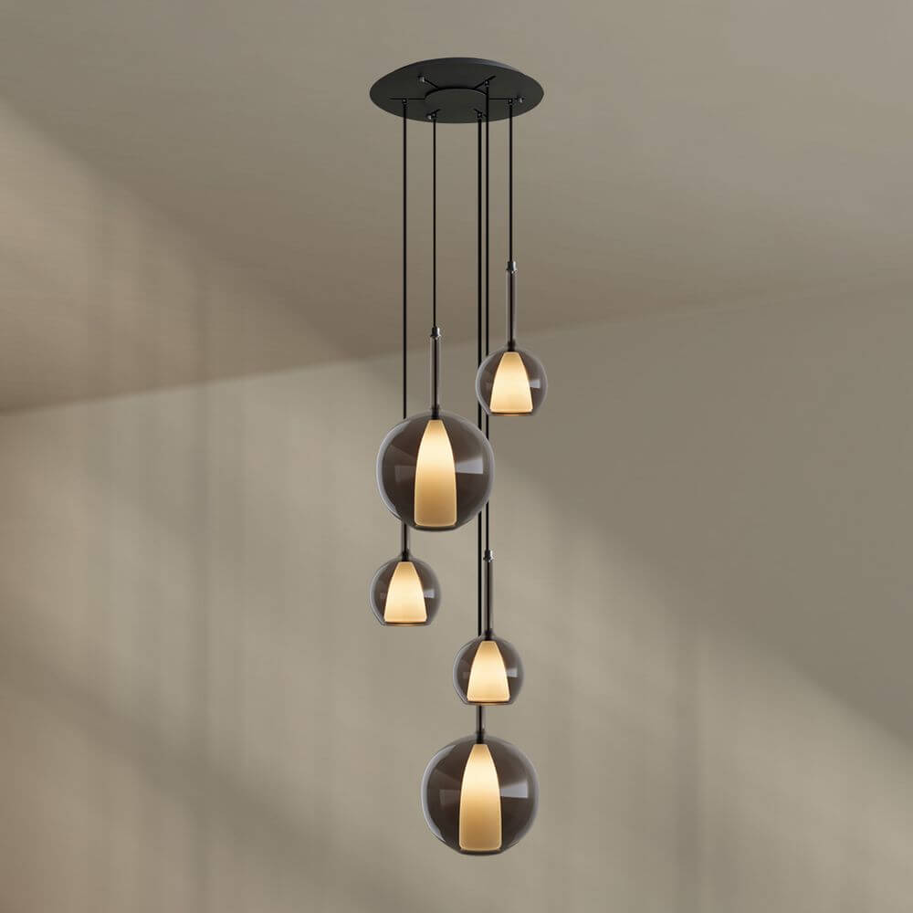 s.luce Belluna Galerieleuchte 5-flammig Ø 60cm Baldachin mit stilvollen Glaskörpern und modernem Design.