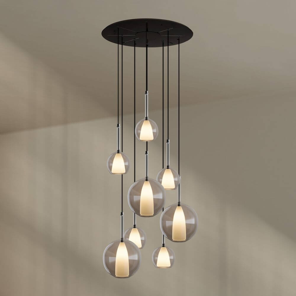 s.luce Belluna Galerieleuchte 8-flammig Ø 80cm Baldachin mit elegantem Design und mundgeblasenen Glaskörpern.