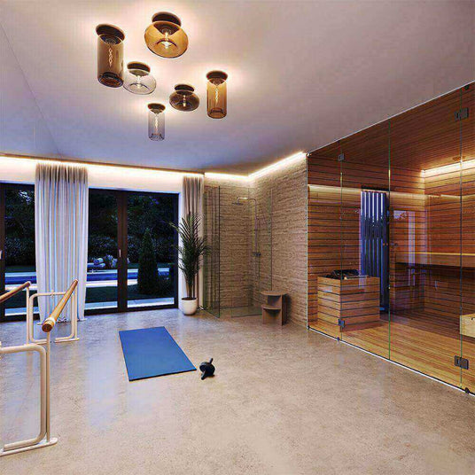 s.luce Cruet Glas Wand- en Plafondlamp Up & Low in moderne ruimte met hout en glas.