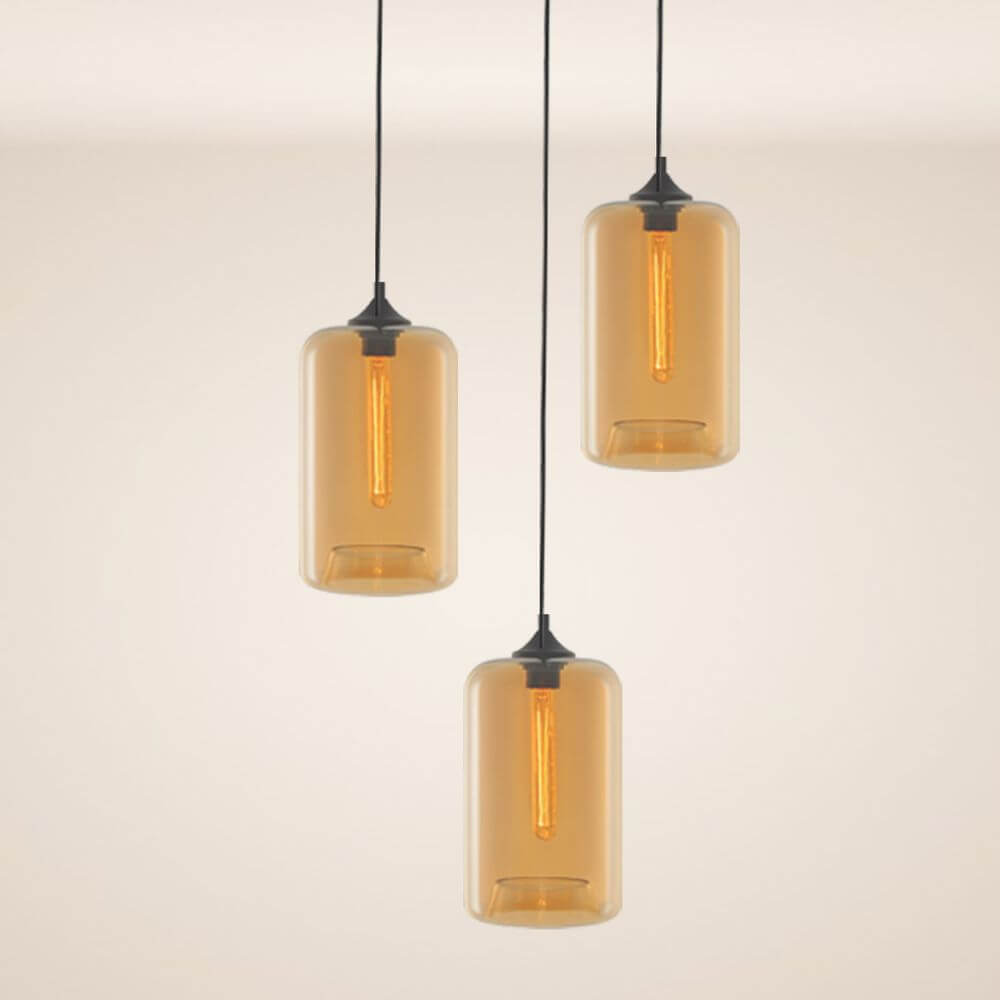 s.luce Lampa wisząca Cruet z wieloma źródłami światła w nowoczesnym designie z ciepłymi szklanymi piecami.