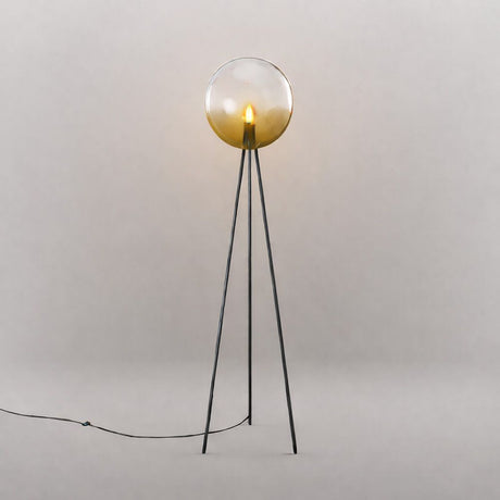 s.luce Dreibein-Stehleuchte Orb Tripod 160cm mit Glaskugel, handgefertigte Stehleuchte im modernen Design.