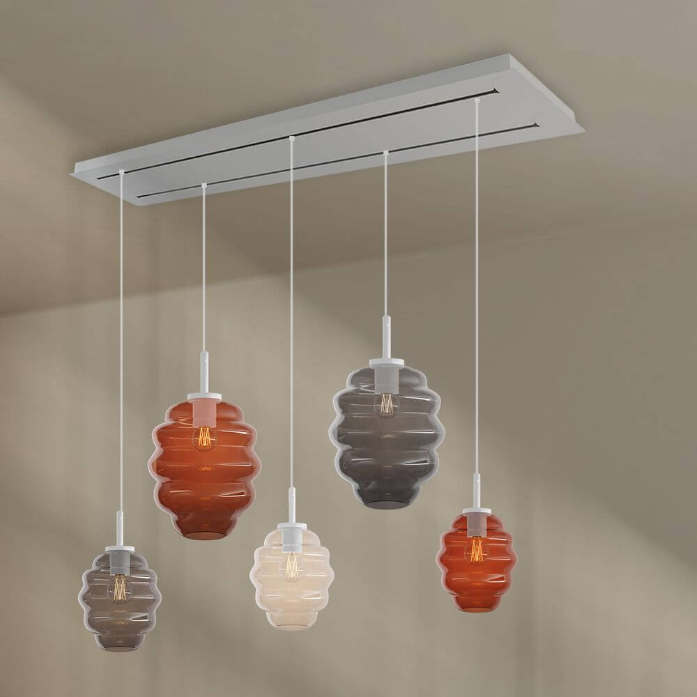 s.luce Echos Esstischlampe 5-flammig 2-reihig 160cm Ø 18/25cm mit eleganten, farbigen Glaskörpern.