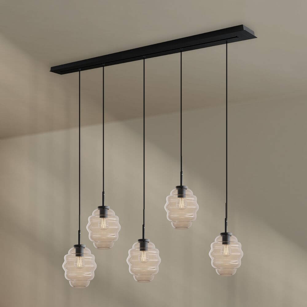 s.luce Echos Esstischleuchte 5-flammig 160cm Baldachin Ø 18cm in modernem Design, fünf mundgeblasene Glaskörper.