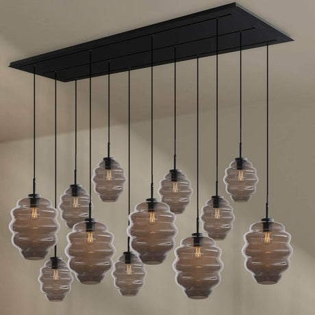s.luce Echos Esszimmerlampe 12-flammig 200cm 3-reihig Ø 18/25cm in modernem Design mit strukturierten Glaskörpern.