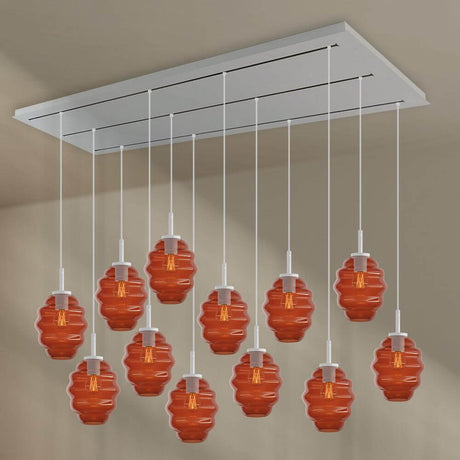 s.luce Echos Esszimmerlampe 12-flammig 200cm 3-reihig Ø 18cm mit zwölf roten, mundgeblasenen Glaskörpern