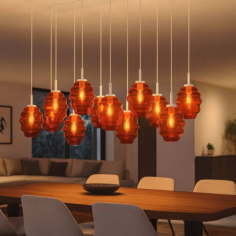 s.luce Echos Esszimmerlampe 12-flammig 200cm 3-reihig Ø 18cm im modernen Esszimmer mit eleganter Beleuchtung