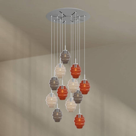 s.luce Echos gallerilampe med 12 lys, Ø 80 cm baldakin Ø 18 cm med fargede glaskropper