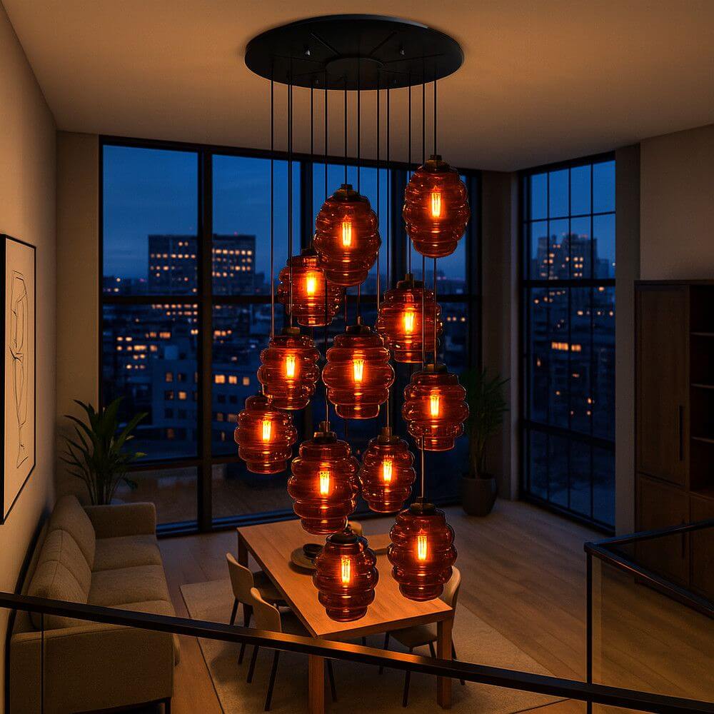 s.luce Echos Galerieleuchte 12-flammig Ø 80cm Baldachin Ø 18/25cm in modernem Wohnraum mit warmem Licht.