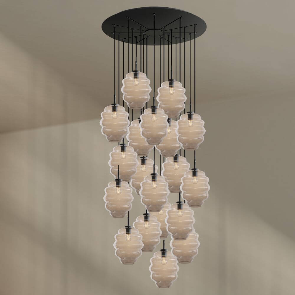 s.luce Echos Galerieleuchte 20-flammig Ø 120cm Baldachin Ø 25cm mit 20 Glaskörpern.