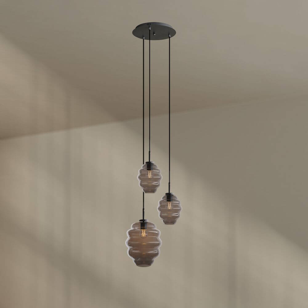 s.luce Echos Galerieleuchte 3-flammig Ø 40cm Baldachin Ø 18/25cm – dreiflammige Hängeleuchte mit mundgeblasenen asymmetrischen Glaskörpern
