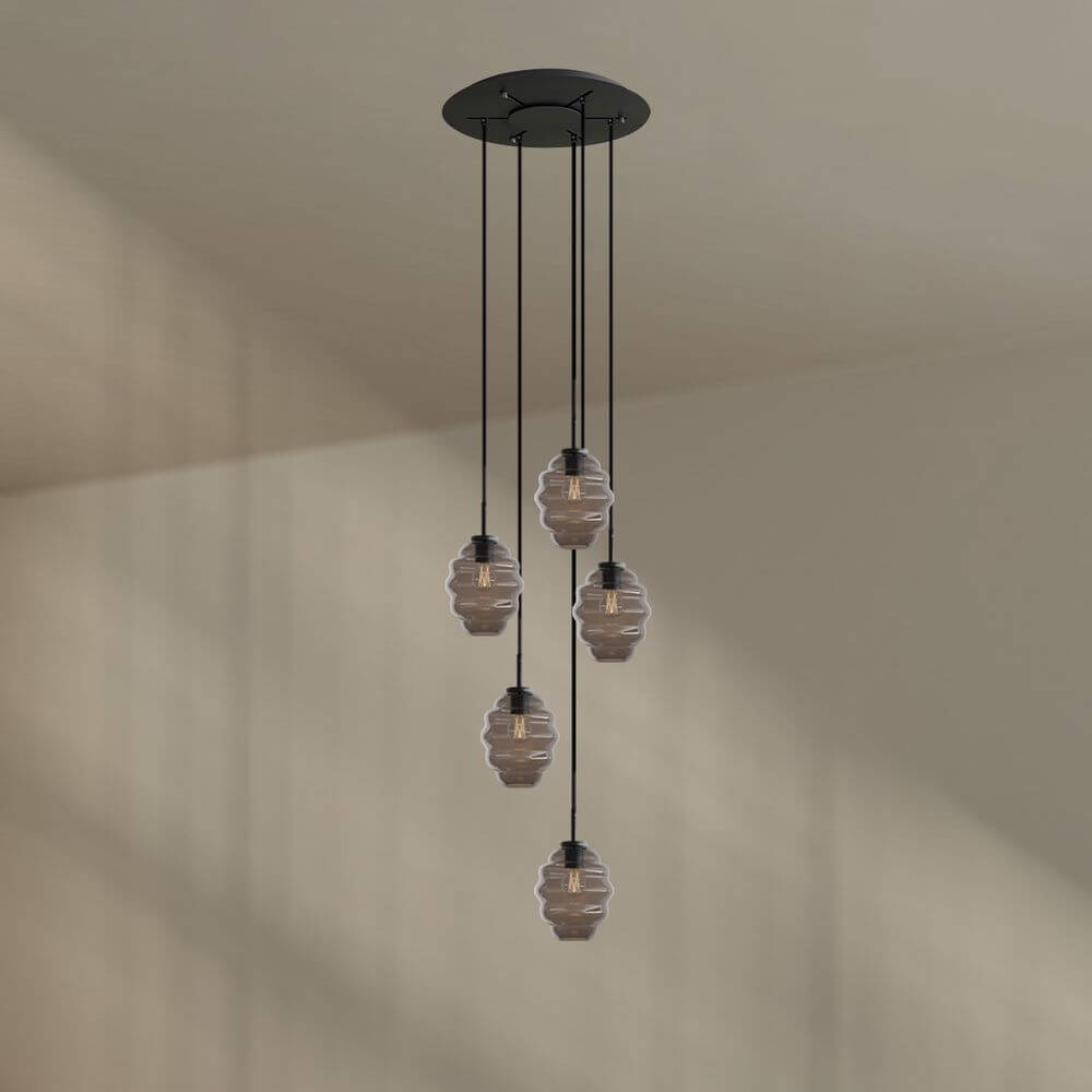 s.luce Echos Galerieleuchte 5-flammig Ø 60cm Baldachin Ø 18cm mit fünf mundgeblasenen Glaskörpern.