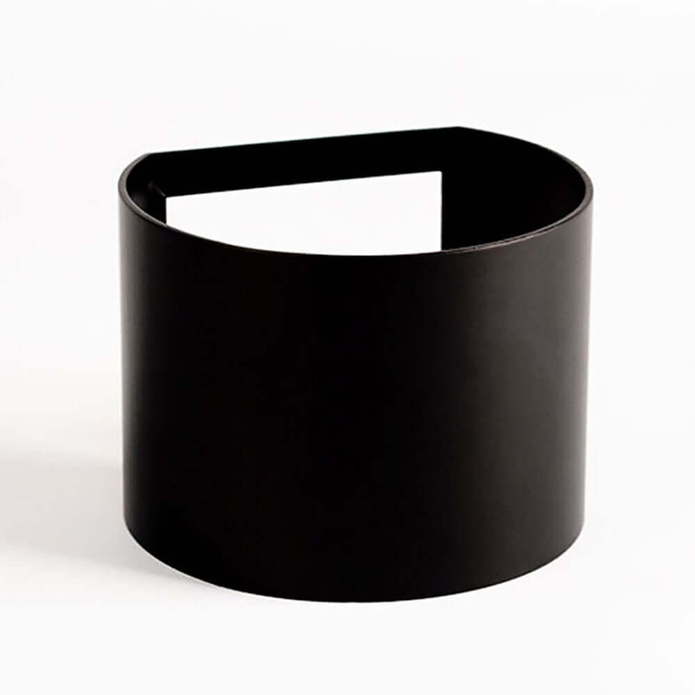 s.luce Ixa LED Wandleuchte in Schwarz - moderner und minimalistischer Lampenhalter, ideal für drinnen und draußen