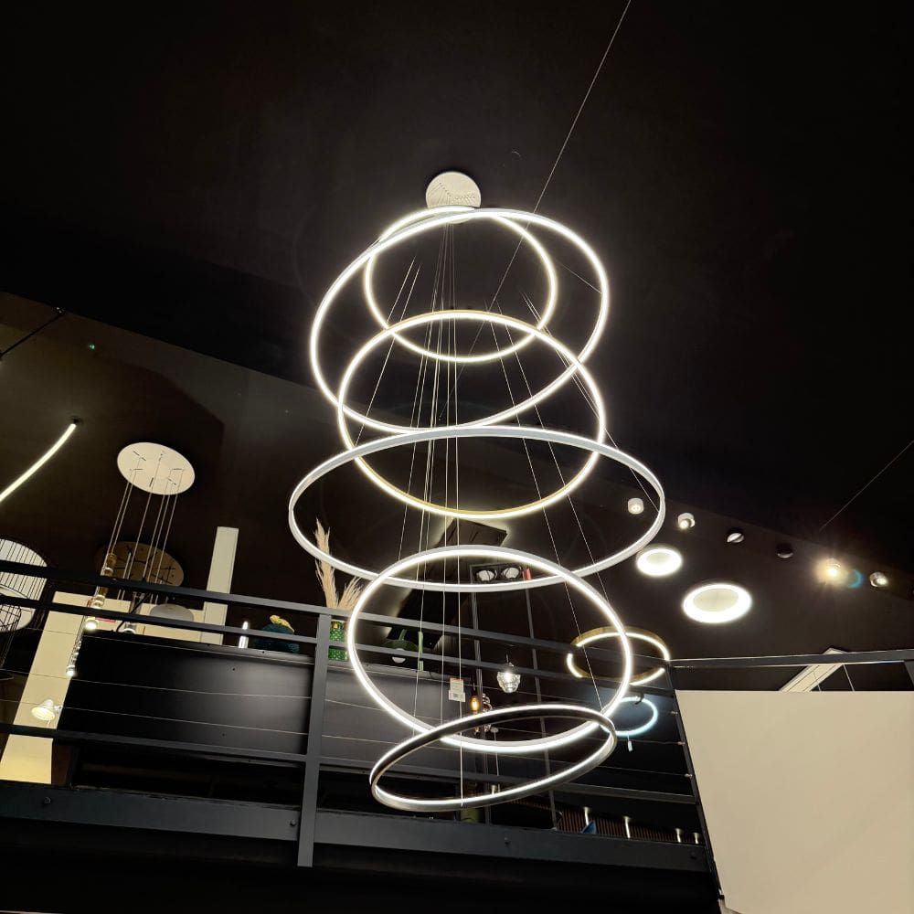 s.luce LED Ring Hängeleuchte 2-flammig Zentrisch in modernem Design und eleganter Ausführung.