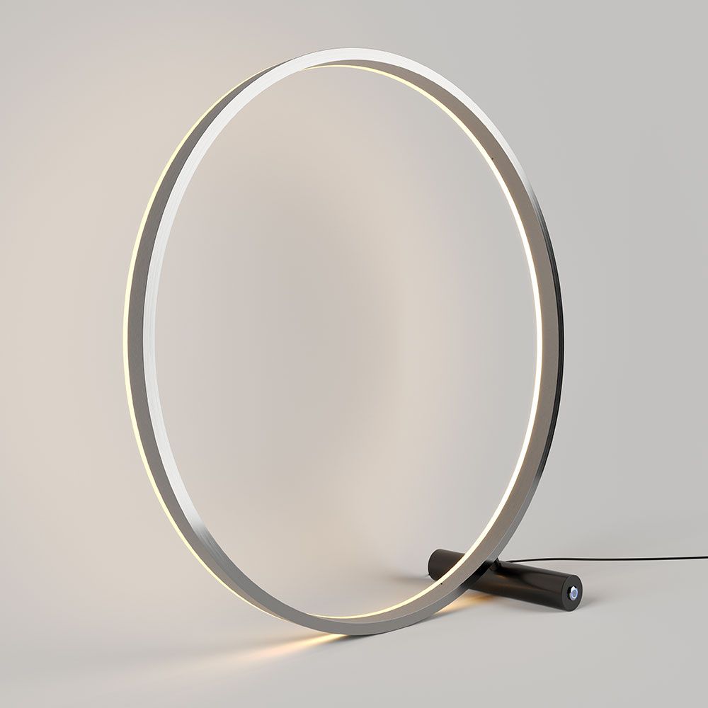 s.luce LED Ring-pöytävalaisin tyylikkäällä designilla, pyöreällä muodolla ja hienolla pinnalla.