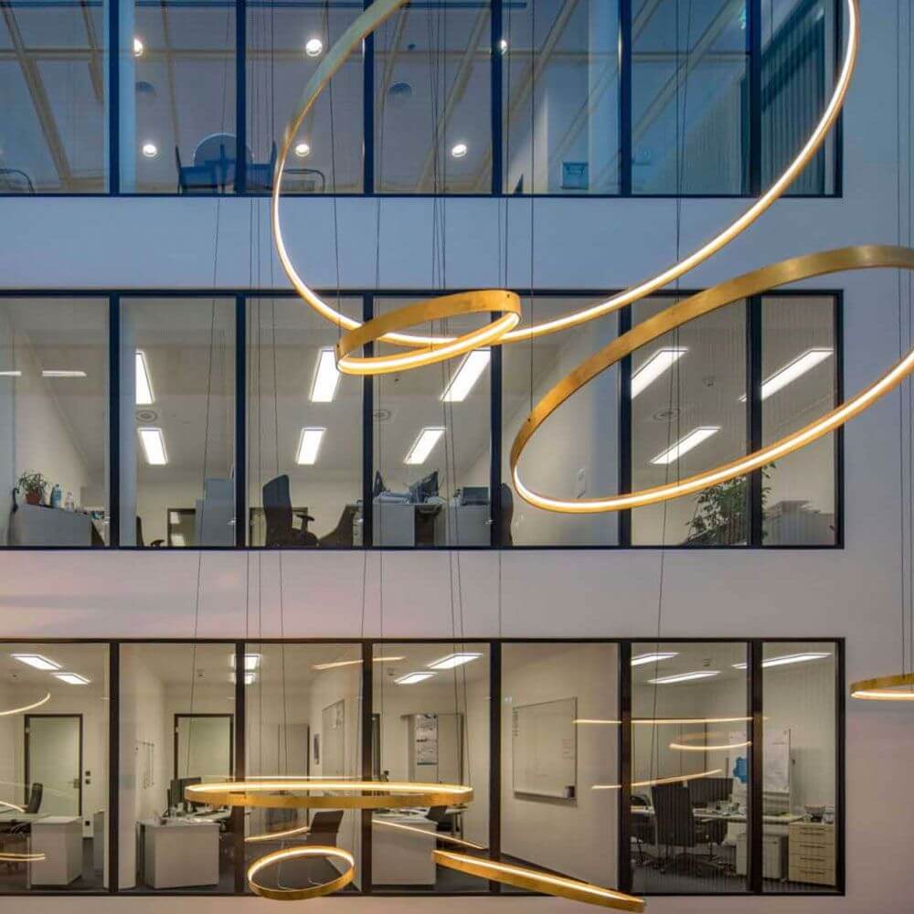 s.luce Made LED-Ring XL Pendelleuchte Ø bis 230 cm Dimmbar RAL