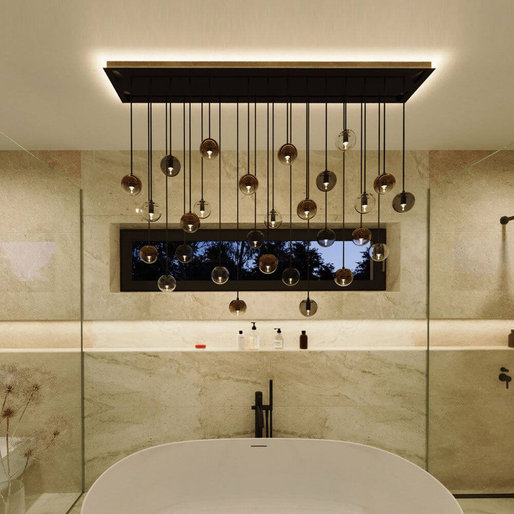 s.luce Módulo de viga con dosel rectangular y múltiples luces en un baño moderno con lámparas colgantes