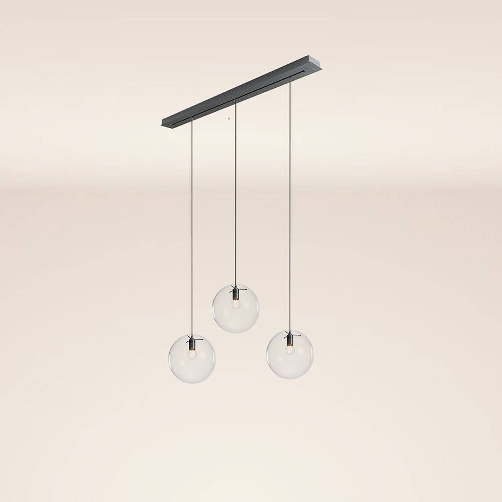 s.luce Orb 3-flammig Ø 30 Esstisch-Pendelleuchte 120cm mit drei transparenten Glaskugeln.