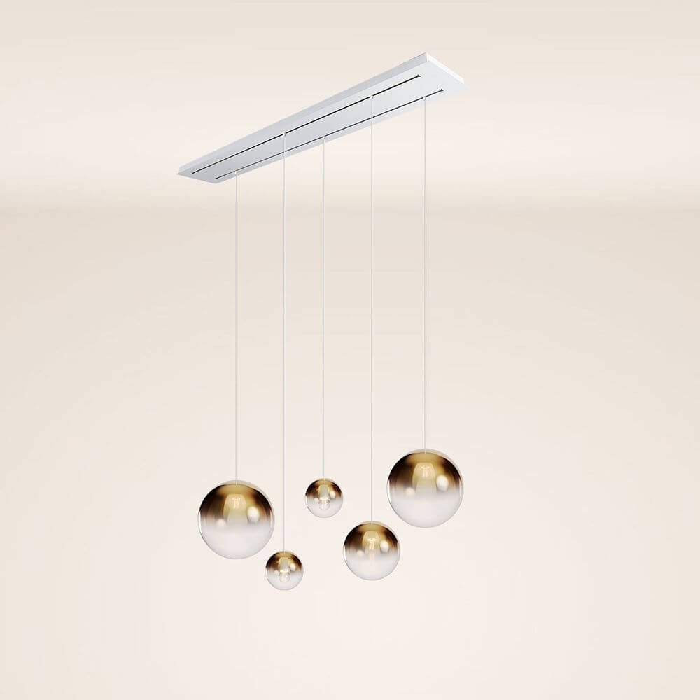 s.luce Orb 5-flammige Esstischlampe 2-reihig 160cm mit eleganten Glaskugeln in Gold und Weiß