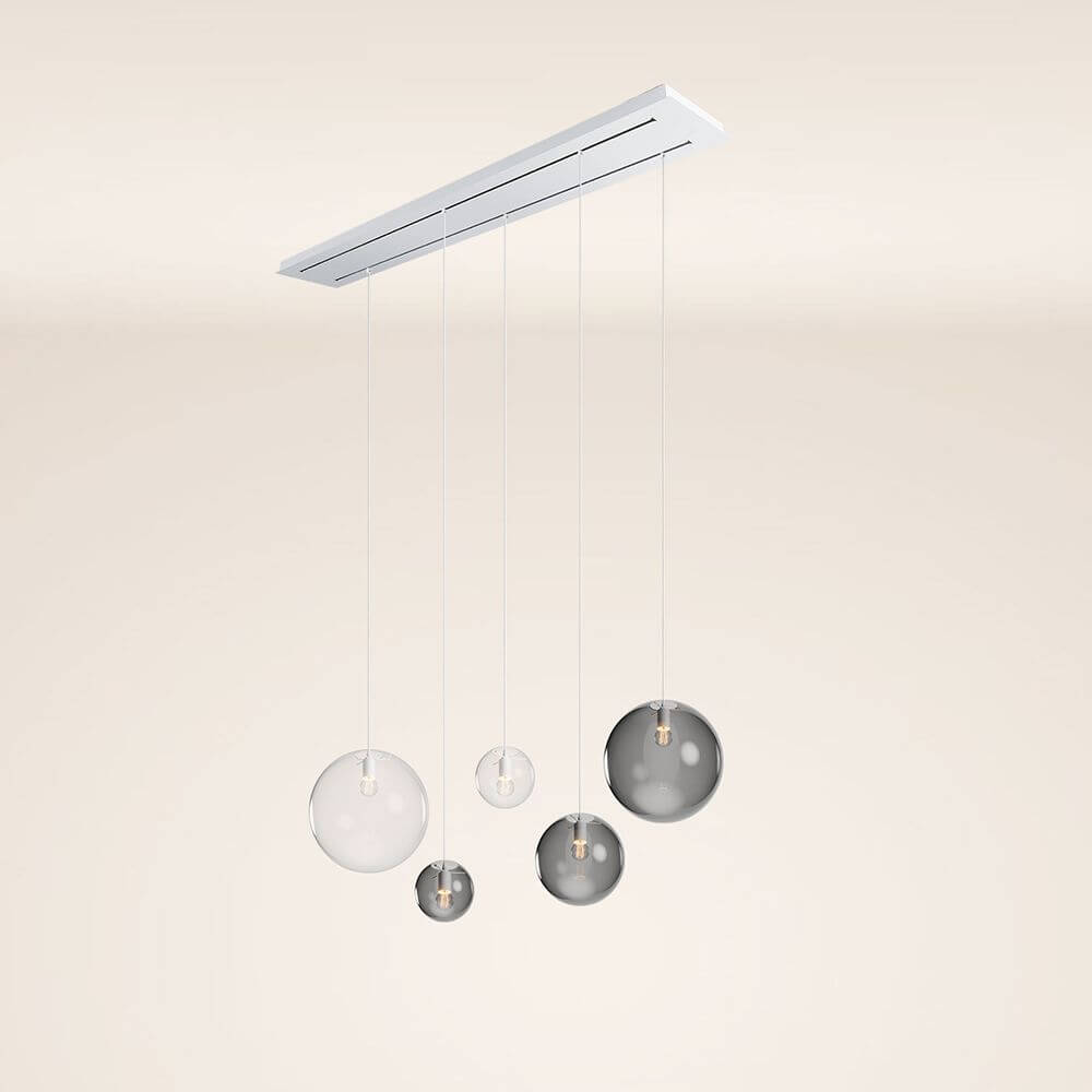 s.luce Orb 5-flammige Esstischlampe 2-reihig 160cm mit elegant schimmernden Glaskugeln.