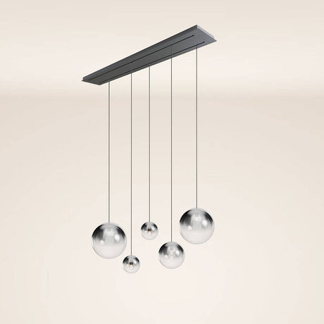 s.luce Orb 5-flammige Esstischlampe 2-reihig 160cm mit eleganten Glaskugeln und schlichter Ausführung